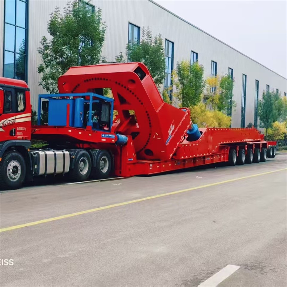 Heavy-Haul Low-Bed Semi-Trailer